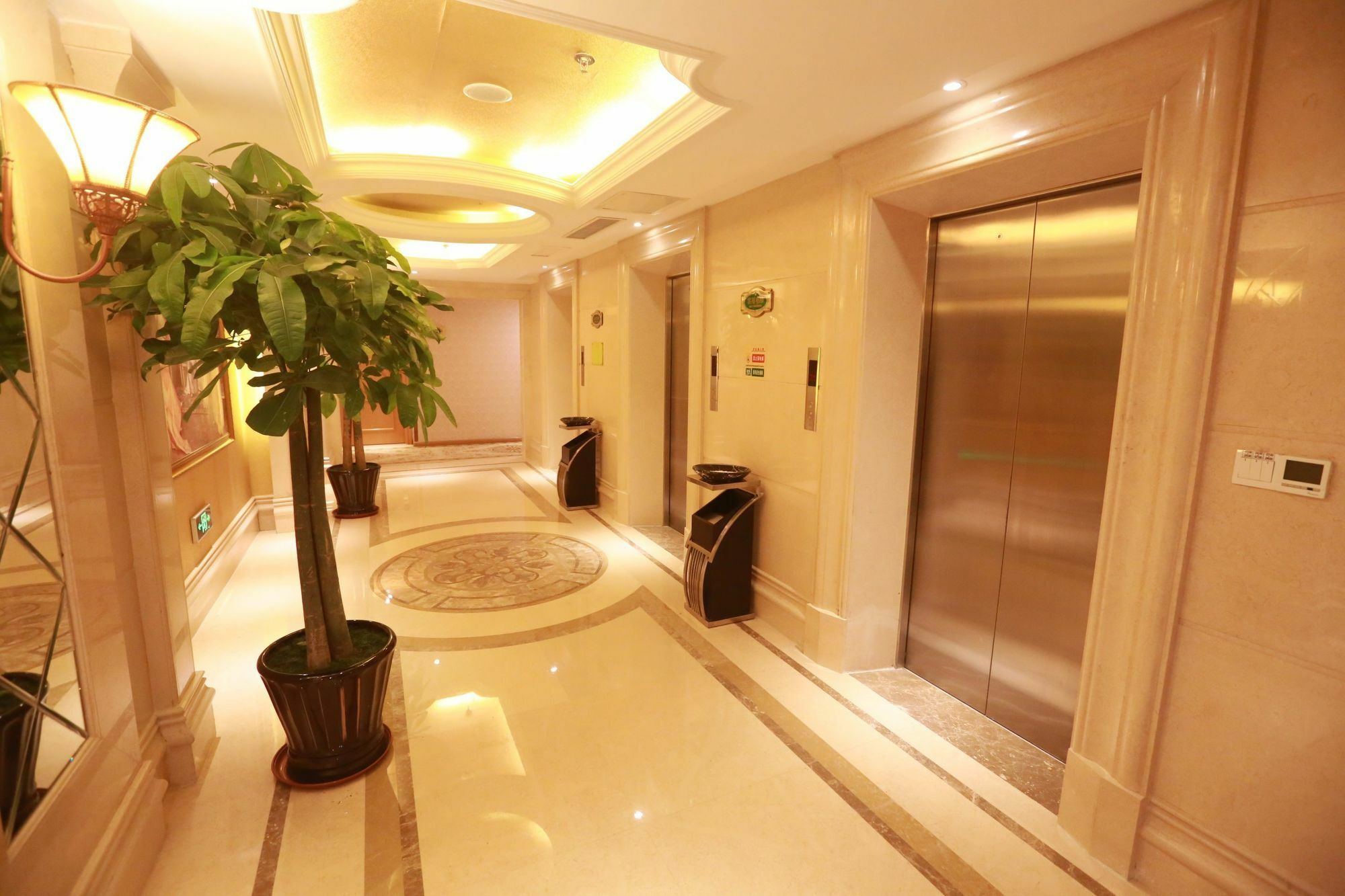 Vienna International Hotel Shenyang Railway Station Εξωτερικό φωτογραφία